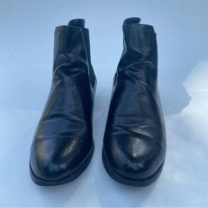 Black men’s ankle boot